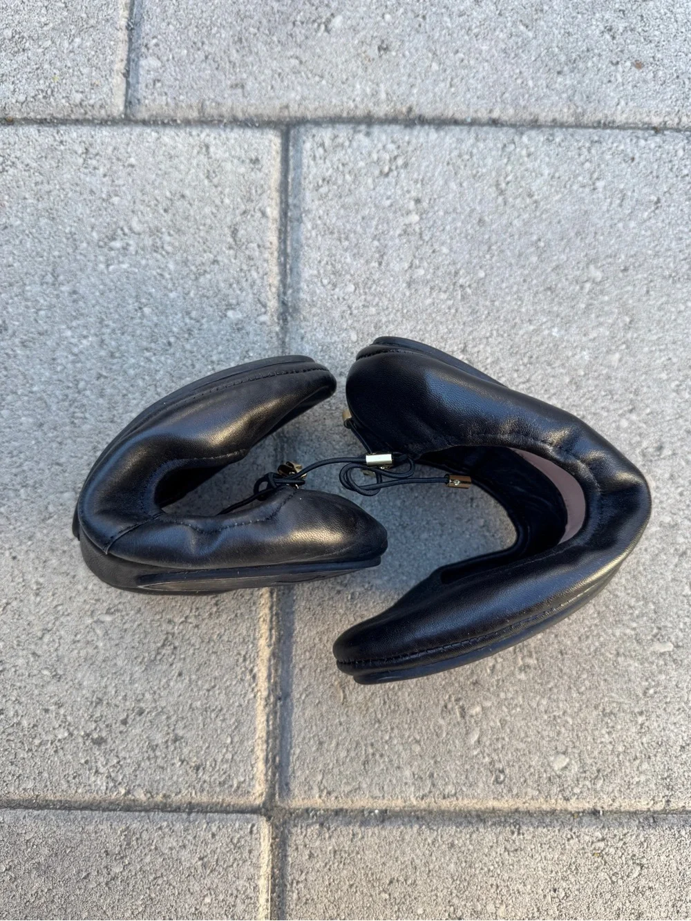 Kate Spade Globe Foldable Black Leather Ballet Flats Size 5